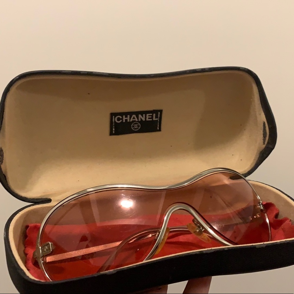 VINTAGE PINK CHANEL SUNGLASSES
